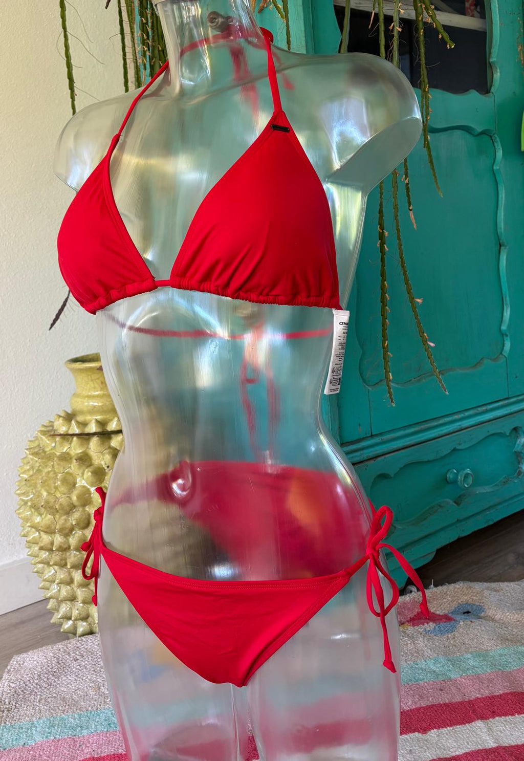O'Neill Women's Classic Triangle Bikini Bright Red - classic design on model